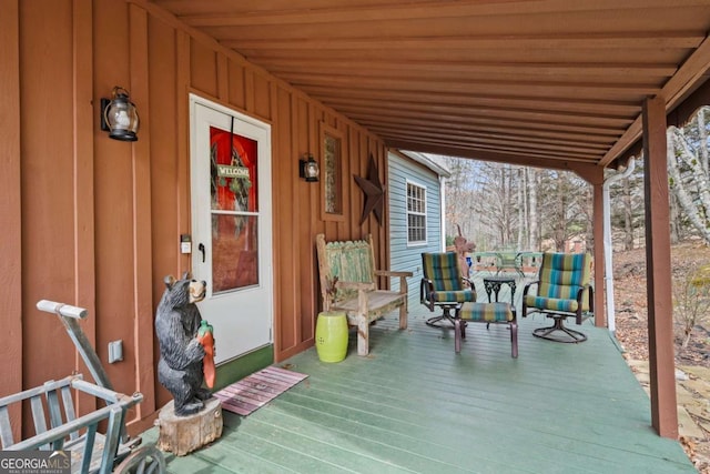 view of patio / terrace with covered porch