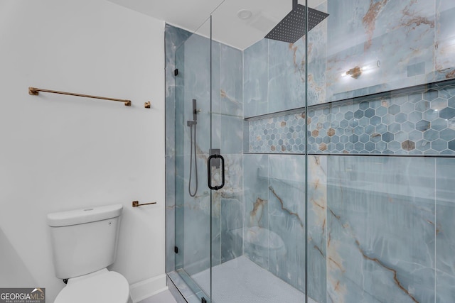 926 Natham Dr SE, Atlanta, GA 30315 - full bathroom with a shower stall and toilet