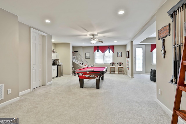 playroom with light carpet, visible vents, recessed lighting, and baseboards