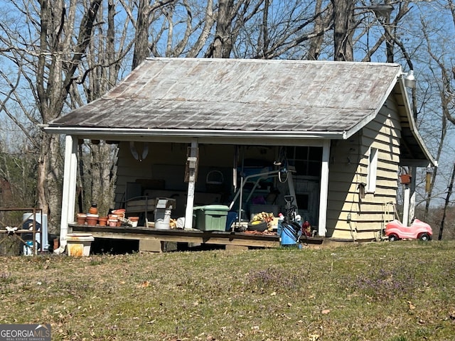 view of outbuilding featuring an outdoor structure