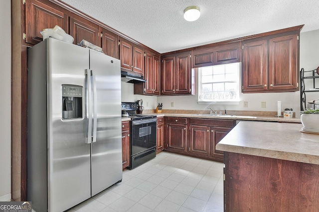 kitchen with under cabinet range hood, black range with electric cooktop, stainless steel fridge with ice dispenser, and light countertops