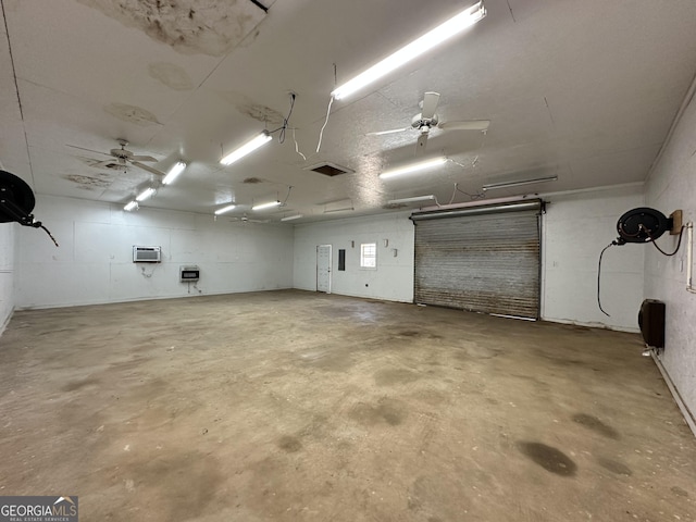 garage featuring a ceiling fan