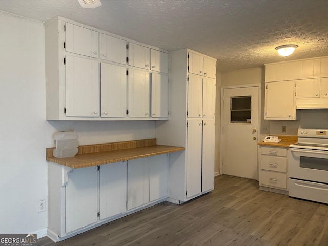 kitchen with wood finished floors, white electric stove, under cabinet range hood, a textured ceiling, and white cabinetry