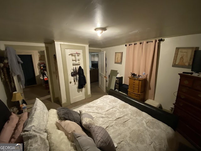 bedroom featuring a closet