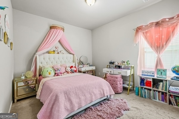 bedroom with carpet floors