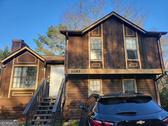 view of chalet / cabin