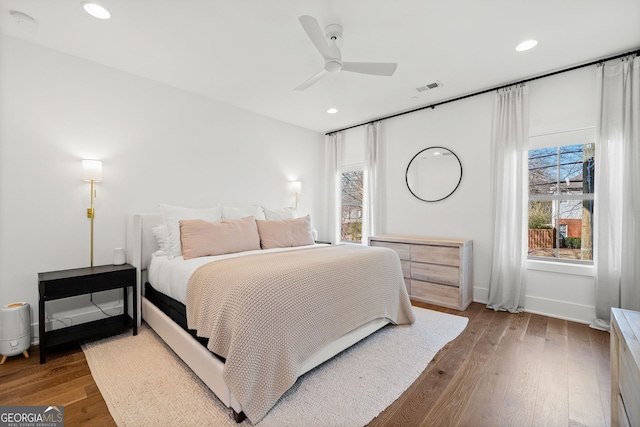 bedroom with visible vents, recessed lighting, baseboards, and light wood-style floors