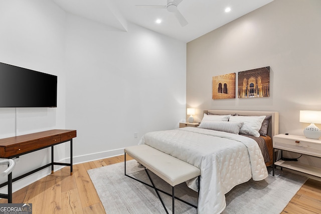 bedroom with recessed lighting, light wood-style floors, baseboards, and ceiling fan