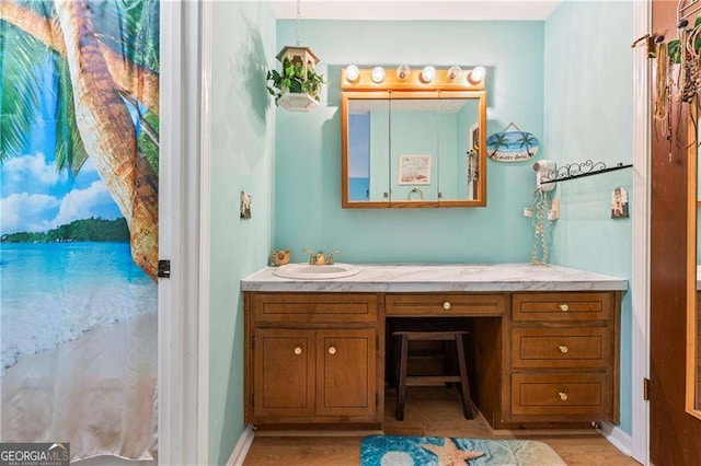 bathroom with vanity