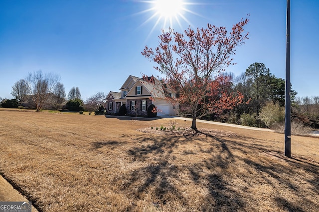 view of front of house with a front yard