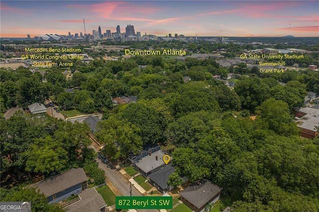 drone / aerial view with a view of city