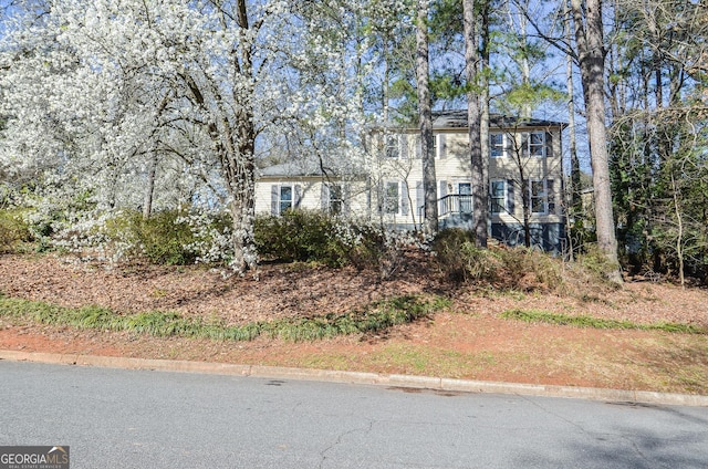 view of colonial inspired home