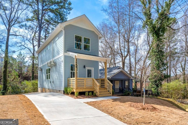 view of front of house with a porch