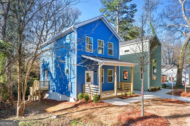 view of front of home with covered porch