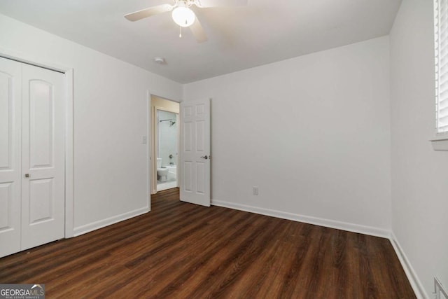 unfurnished bedroom featuring a closet, ceiling fan, baseboards, and wood finished floors