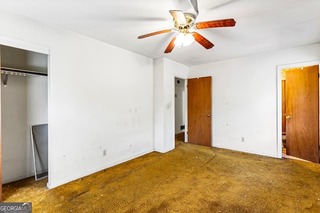 unfurnished bedroom with a ceiling fan