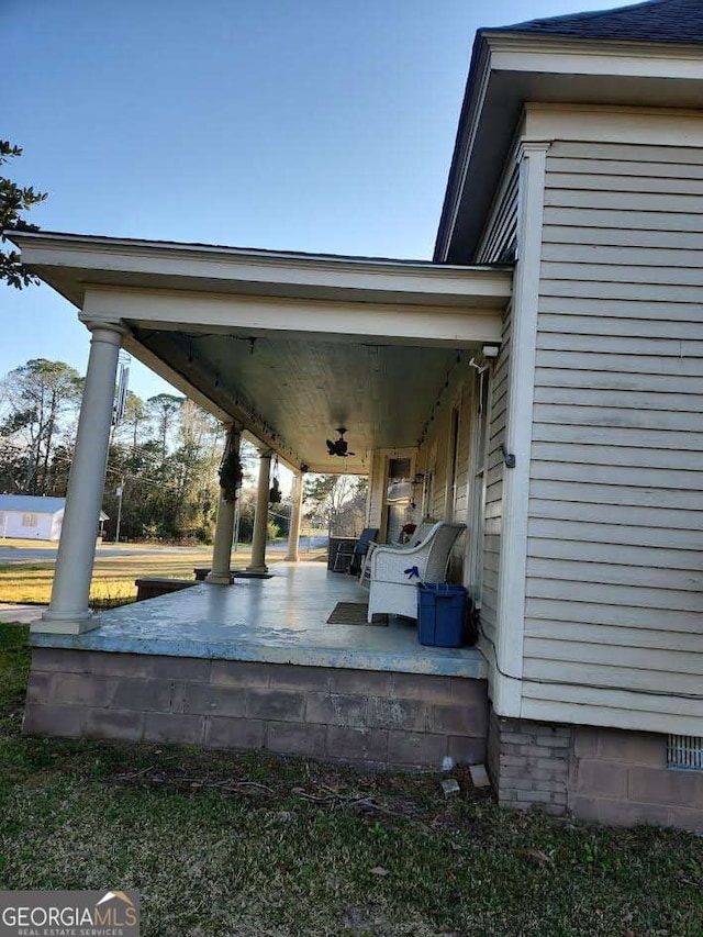 view of patio / terrace featuring a porch and ceiling fan