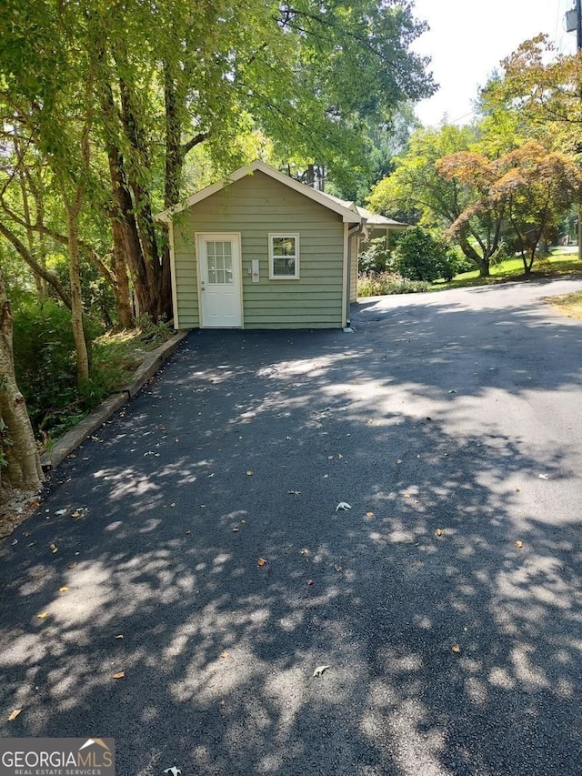 893 Old 441 S, Clayton, GA 30525 - exterior space