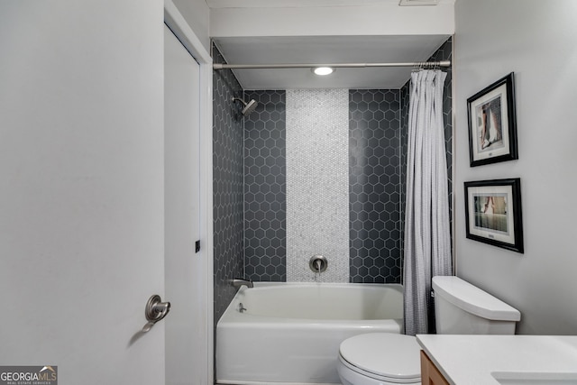 full bathroom featuring vanity, toilet, and shower / bath combo