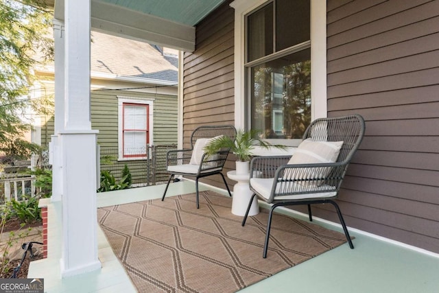 view of patio / terrace with covered porch