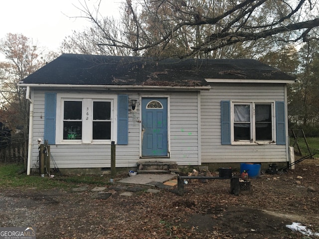 view of front of house featuring entry steps