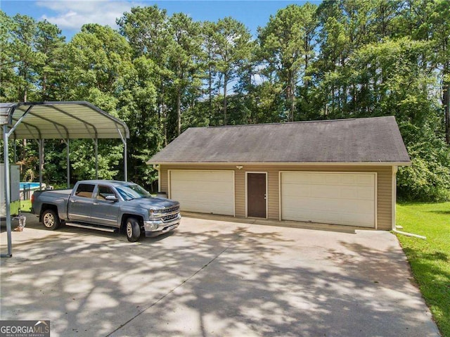 view of detached garage