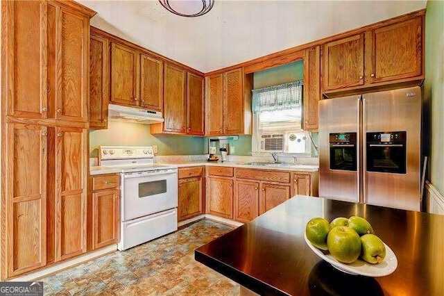 kitchen with stainless steel fridge with ice dispenser, under cabinet range hood, light countertops, white electric range, and a sink