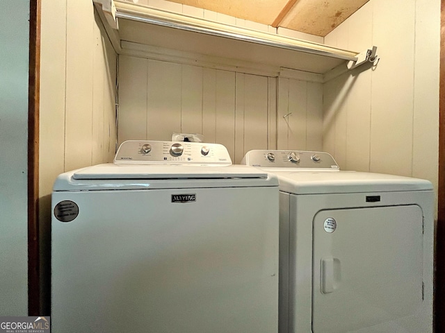 laundry room with washer and clothes dryer