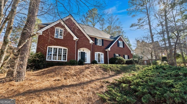 view of front facade with brick siding