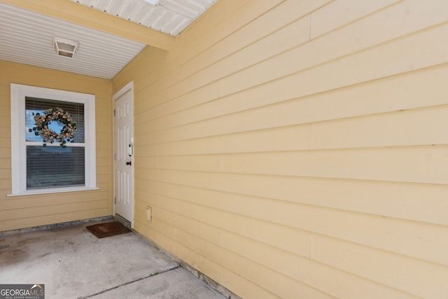 view of entrance to property