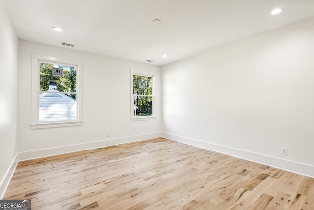 2611 Charlesgate Ave, Decatur, GA 30030 - unfurnished room featuring light wood-style flooring, baseboards, and recessed lighting
