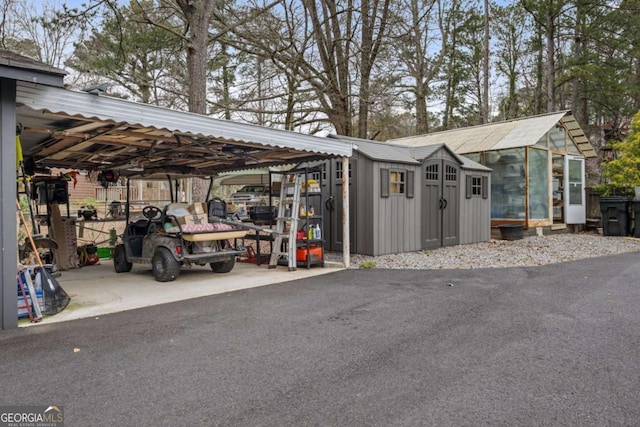 4770 Hilltop Dr NW, Acworth, GA 30101 - view of garage
