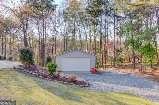 view of detached garage