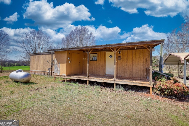 view of outdoor structure