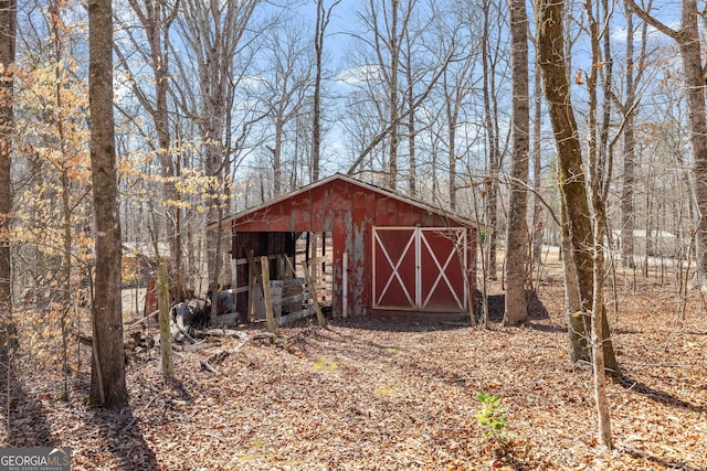 view of outdoor structure featuring an outdoor structure