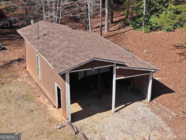 view of outbuilding