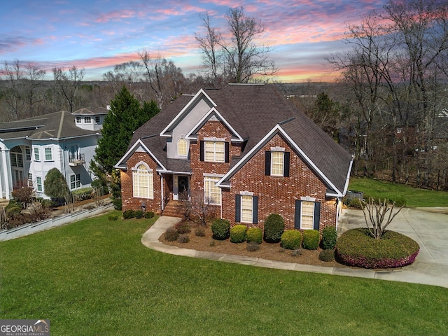 rec room featuring indoor wet bar, ornamental molding, arched walkways, and light carpet