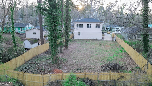 view of yard featuring a fenced backyard