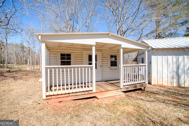 1650 Pierce Dairy Rd, Madison, GA 30650 - view of front of home with metal roof