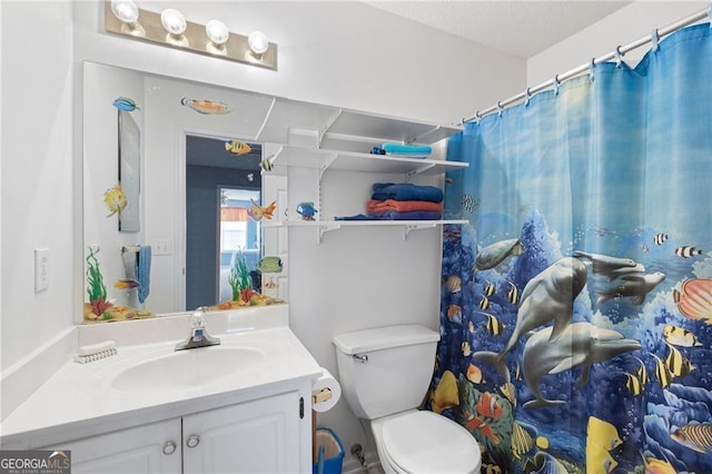 2000 Spicers Ln, Woodstock, GA 30189 - full bath with vanity, toilet, a shower with curtain, and a textured ceiling