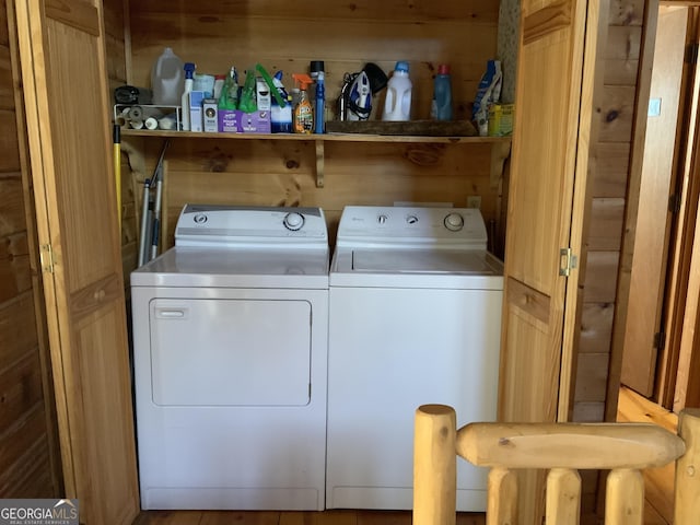 114 Palisade Dr, Ellijay, GA 30540 - laundry area featuring laundry area, separate washer and dryer, and wooden walls