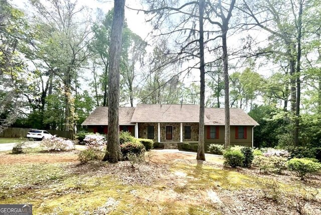 view of front of house