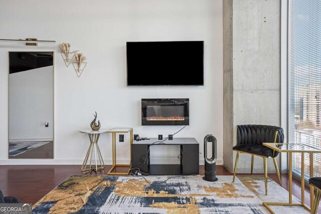 3324 Peachtree Rd NE Unit 1115, Atlanta, GA 30326 - living room with wood finished floors