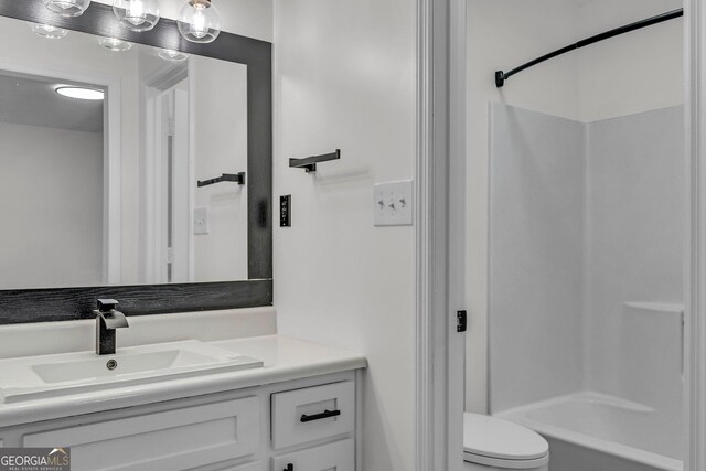4304 Ruth Ln, Powder Springs, GA 30127 - full bath with toilet, vanity, and bathing tub / shower combination