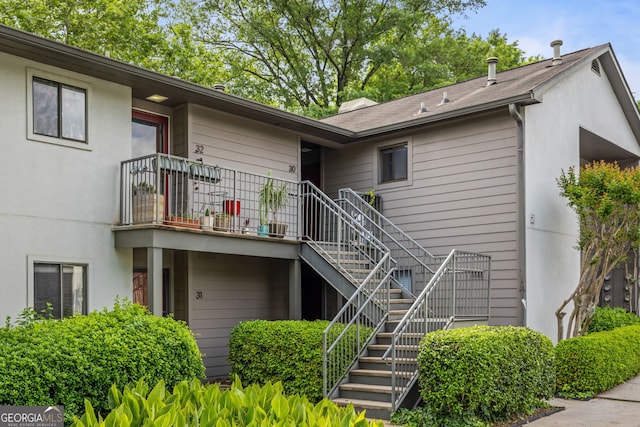 30 Finch Trl NE, Atlanta, GA 30308 - rear view of house with stairs