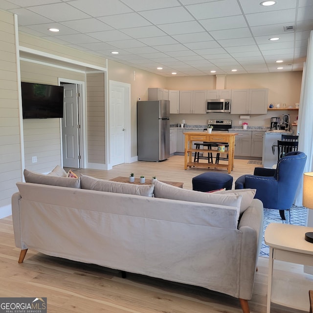 107 Oak Way Dr, Eastanollee, GA 30538 - living area with visible vents, a drop ceiling, recessed lighting, light wood-style floors, and baseboards