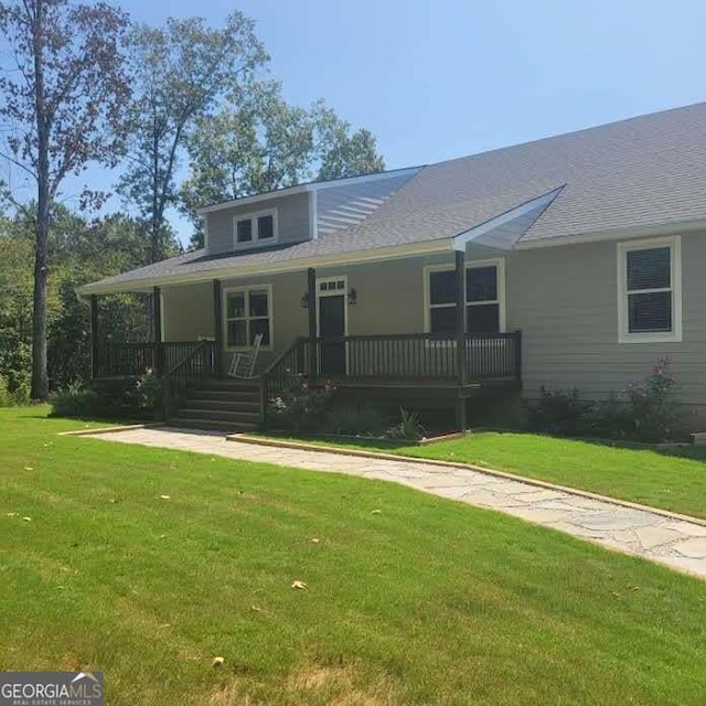 107 Oak Way Dr, Eastanollee, GA 30538 - view of front of house featuring a front yard and covered porch
