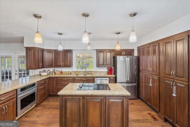 72 Pine Ave, Pinehurst, GA 31070