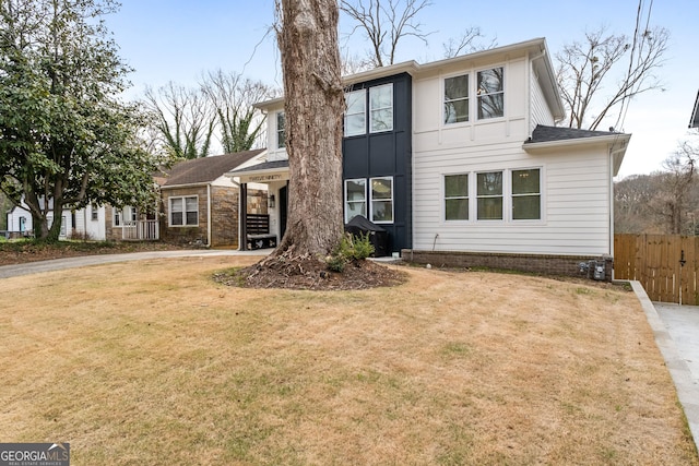 1290 Westboro Dr SW, Atlanta, GA 30310 - view of front of home with a front yard and fence