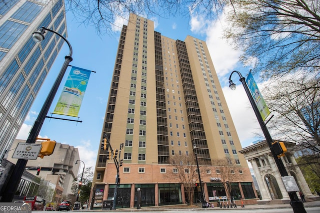 300 W Peachtree St Unit 21K, Atlanta, GA 30305 - view of building exterior